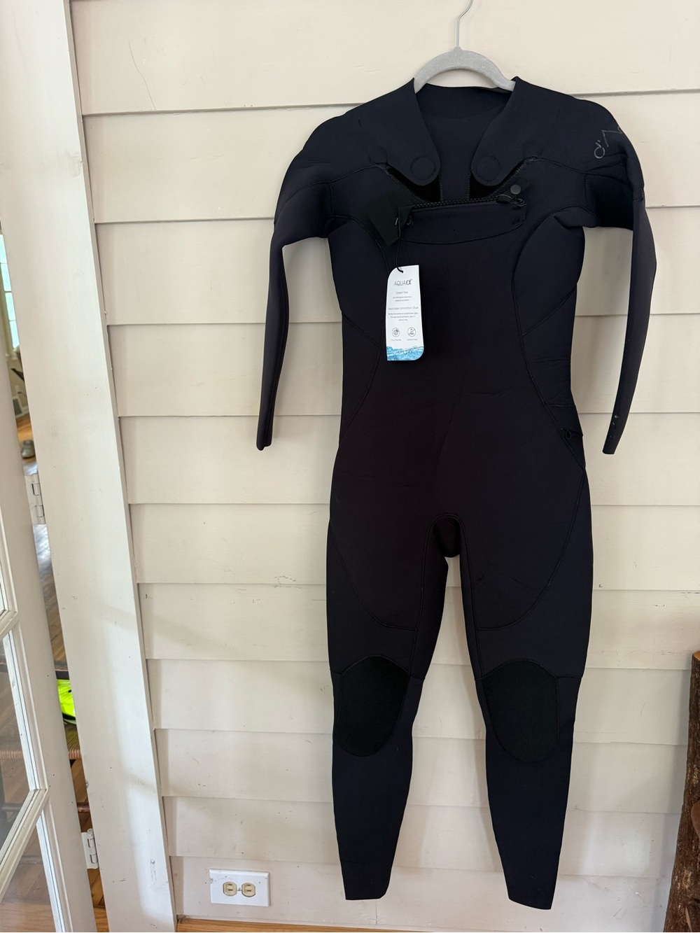 Matuse Tumo 4/3MM Hooded Wetsuit Size 10 - Picture 2 of 5